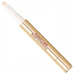  Clarins Instant Light Brush-On Perfector